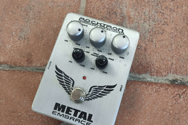 ROCKTRON METAL EMBRACE