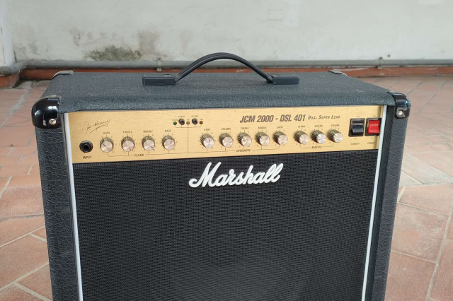 MARSHALL JCM 2000 DSL 401