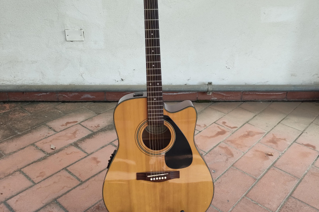 YAMAHA FX 340C