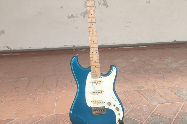 IBANEZ BLAZER CUSTOM 1982