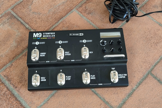 LINE 6 M9