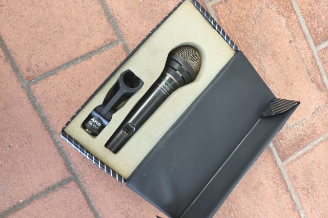 AKG D330 BT