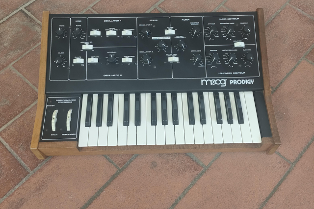 MOOG PRODIGY