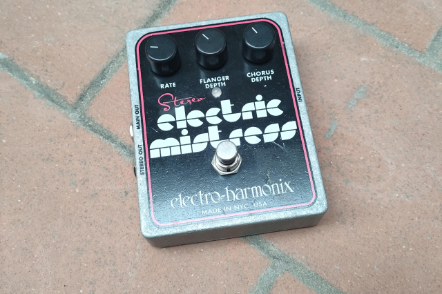 ELECTRO HARMONIX STEREO ELECTRIC MISTRESS