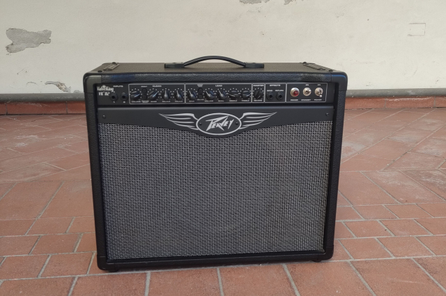 PEAVEY VALVEKING VK 112