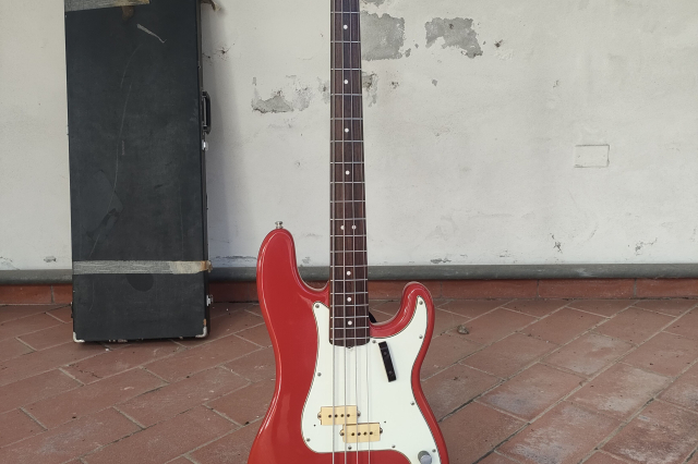 FENDER PRECISION 1972 ASSEMBLATO