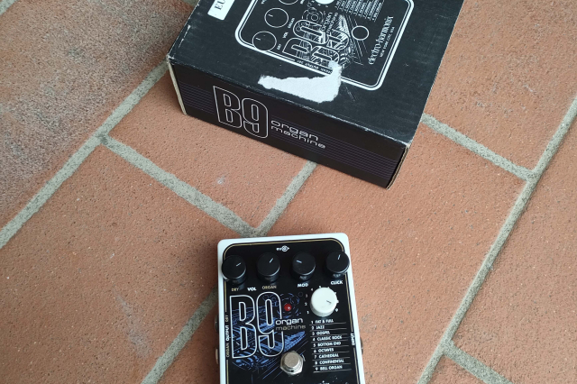 ELECTRO HARMONIX B9