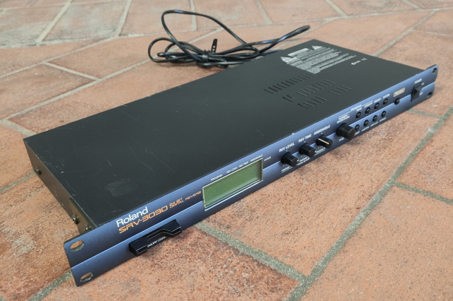 ROLAND SRV-3030