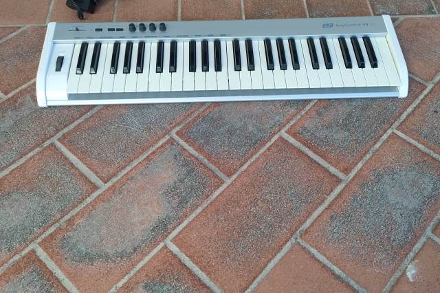 ESI KEYCONTROL 49 XT