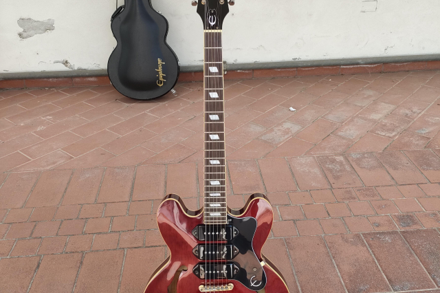EPIPHONE RIVIERA P93 CUSTOM LIMITED WR 2011