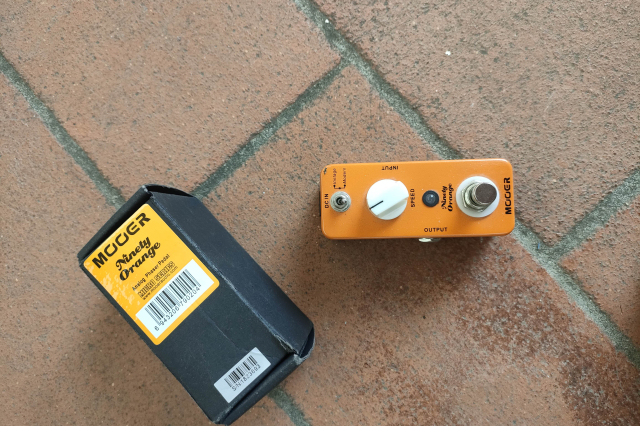 MOOER NINETY ORANGE