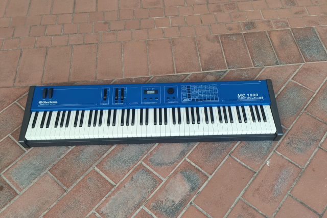 OBERHEIM MC 1000 88