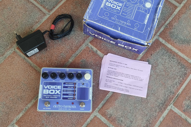 ELECTRO HARMONIX VOICE BOX