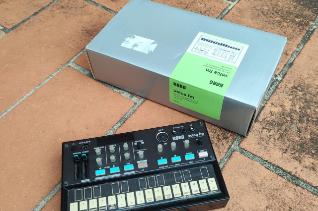 KORG VOLCA FM