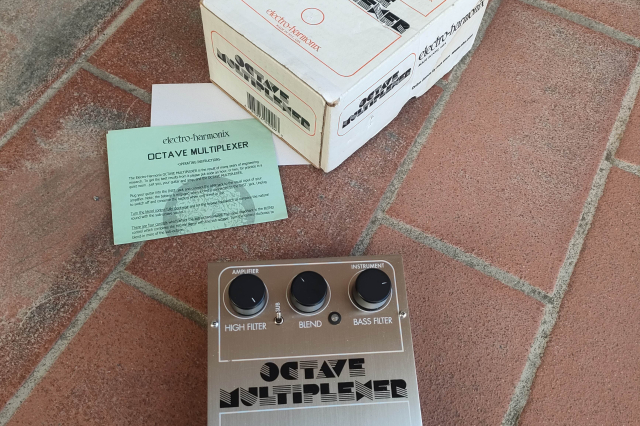 ELECTRO HARMONIX OCTAVE MULTIPLEXER