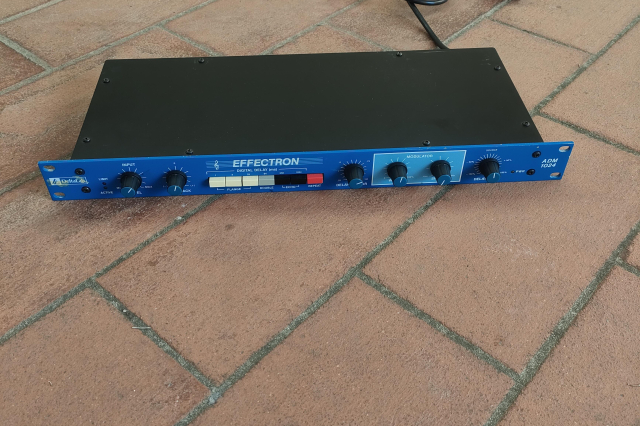 DELTALAB EFFECTRON ADM 1024