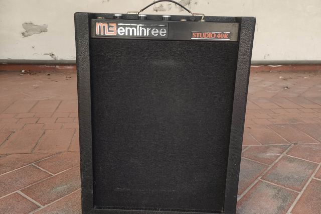 EMTHREE STUDIO 40 R