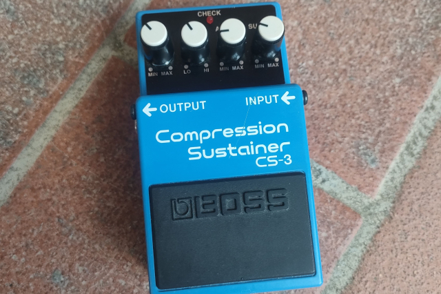 BOSS CS-3