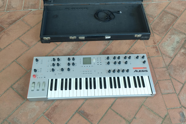 ALESIS ION