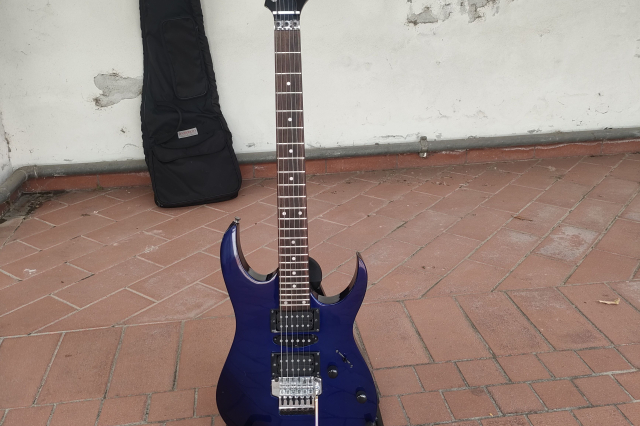 IBANEZ  RG 270