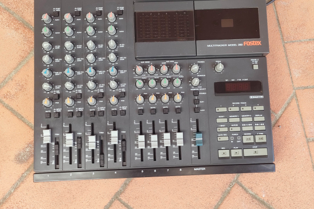 FOSTEX 280