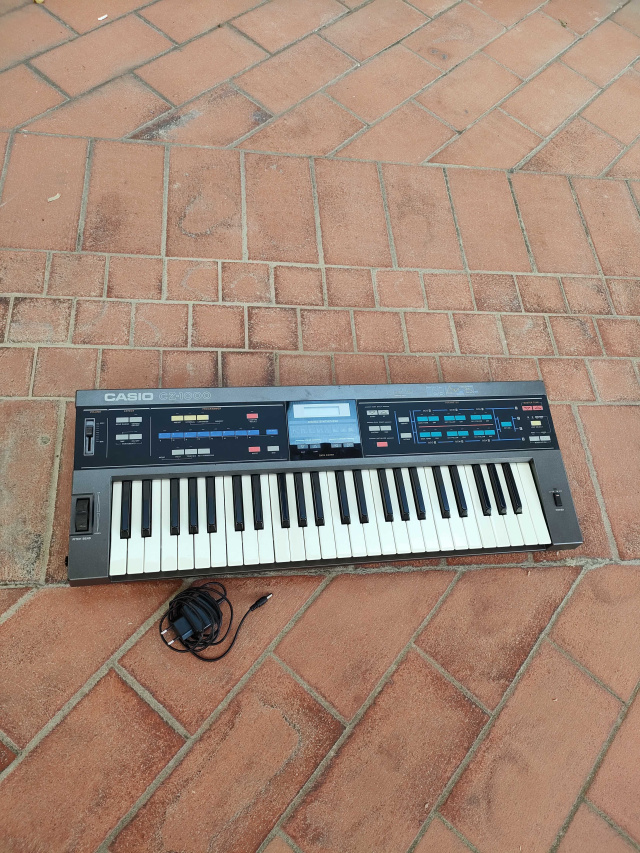 CASIO CZ 1000