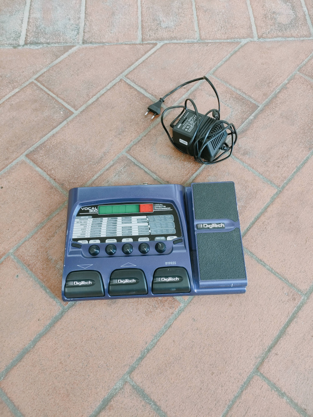 DIGITECH VOCAL 300