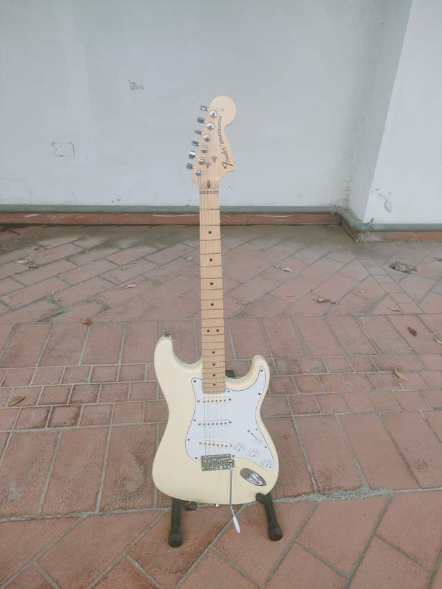 FENDER STRATOCASTER 2006 CUSTOMIZZATA