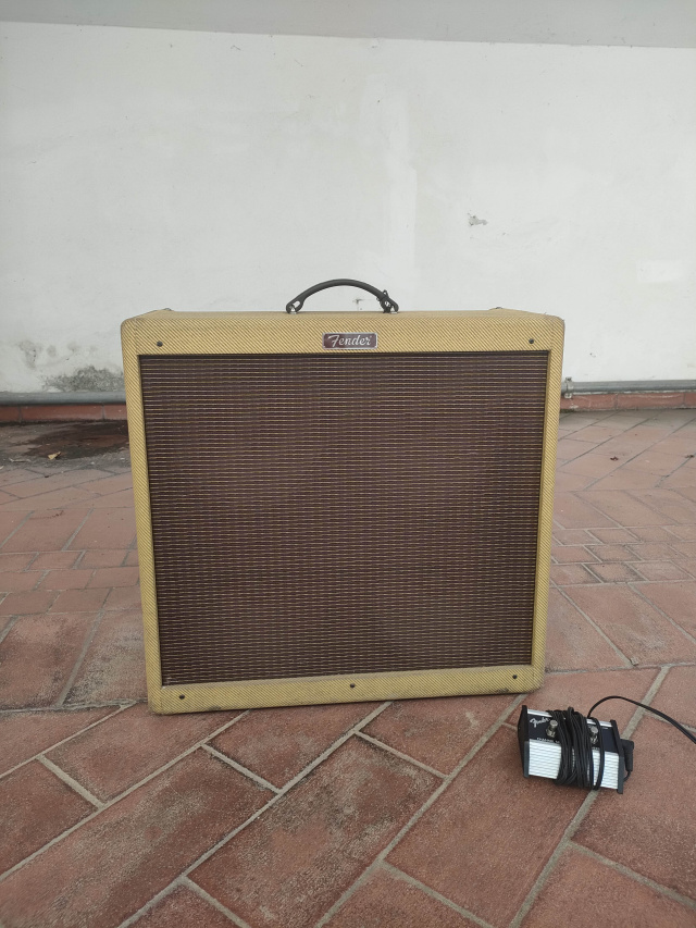 FENDER BLUES DEVILLE 410