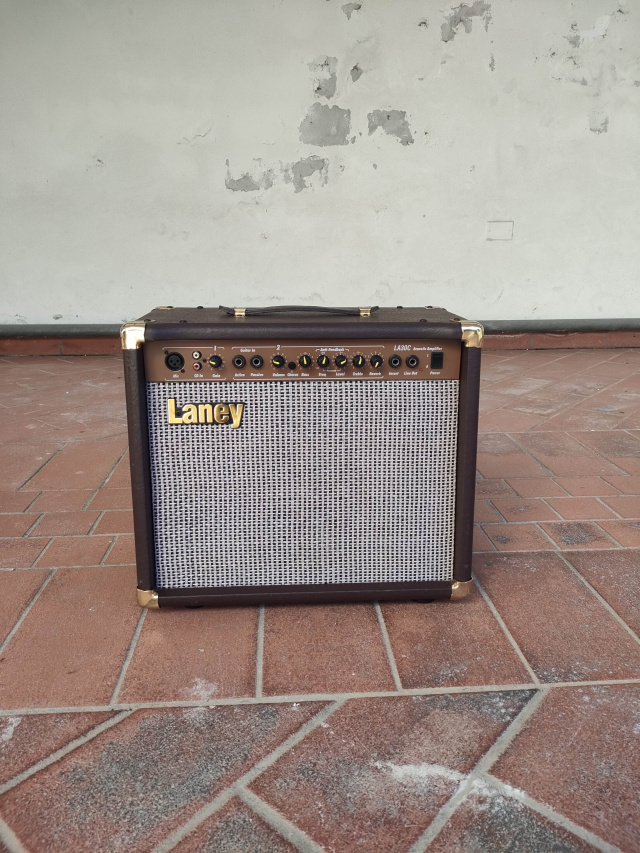 LANEY LA 30 C