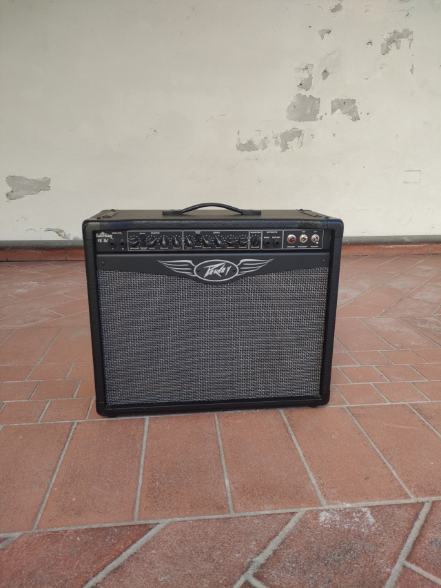 PEAVEY VALVEKING VK 112