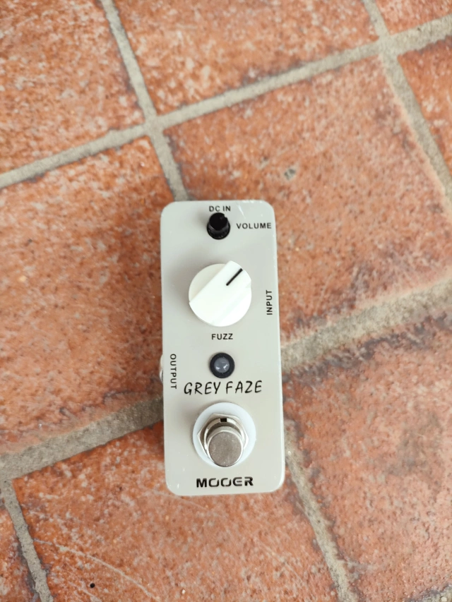MOOER GREY FAZE