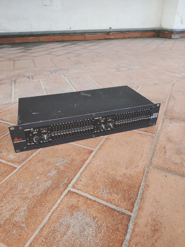 DBX 2215