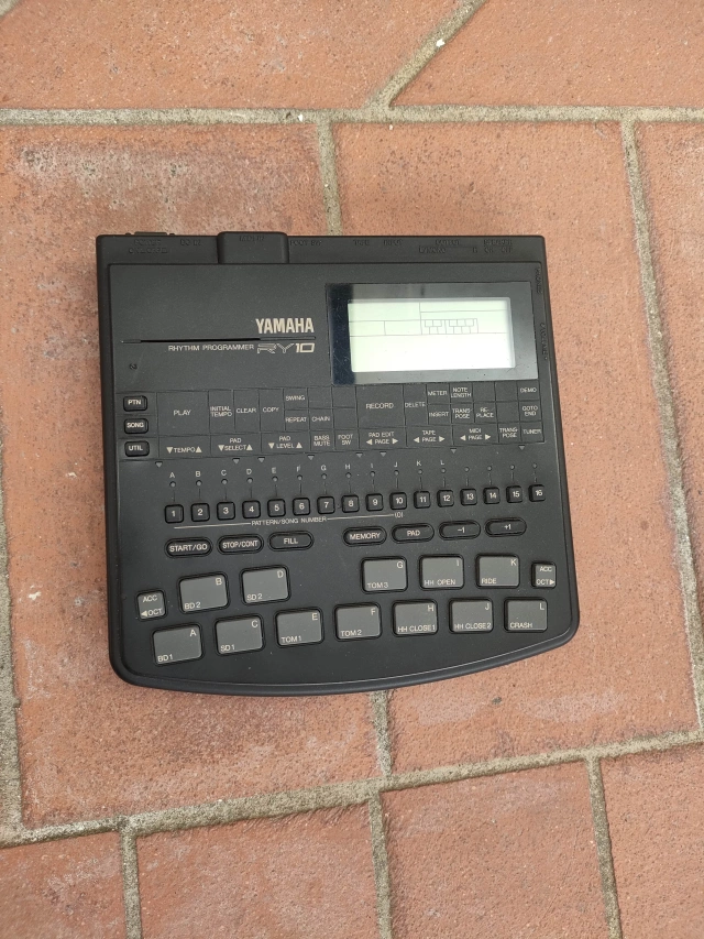 YAMAHA RY 10