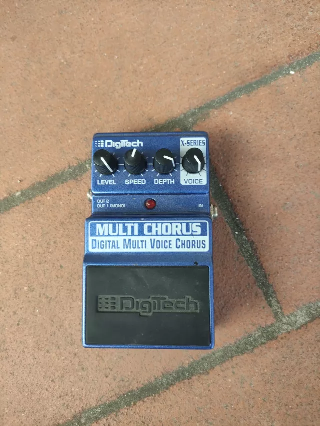 DIGITECH MULTI CHORUS