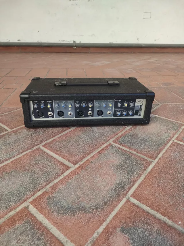PEAVEY PVI 4B