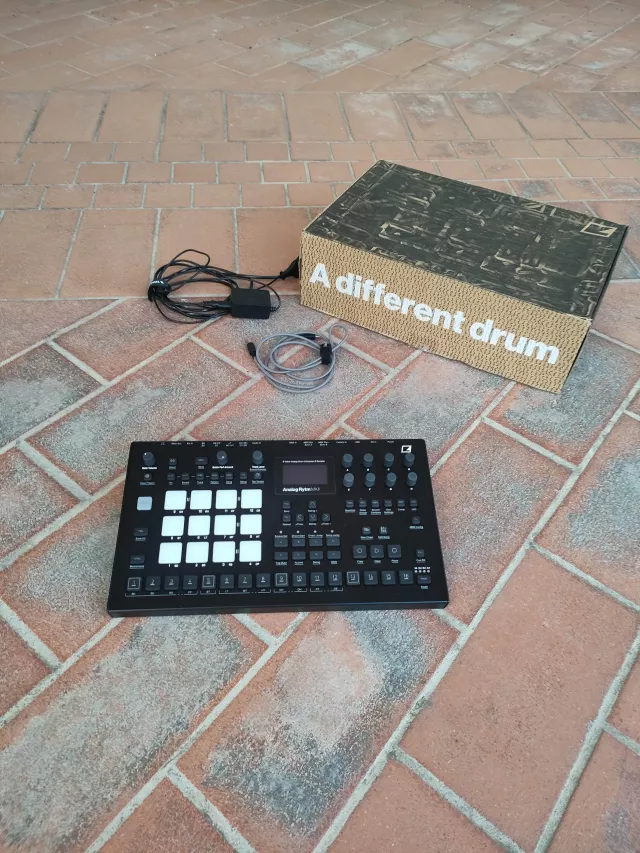 ELEKTRON ANALOG RYTM MKII