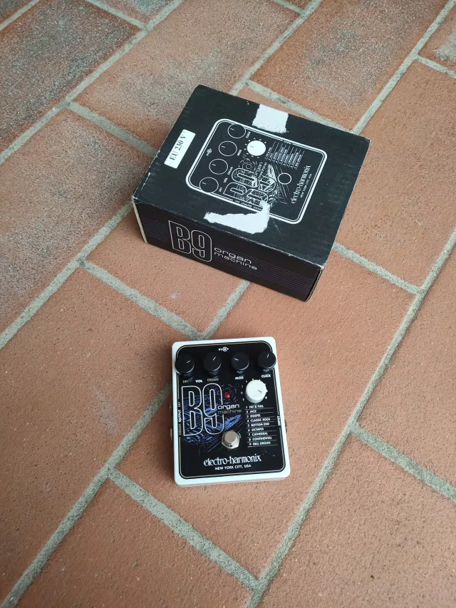 ELECTRO HARMONIX B9