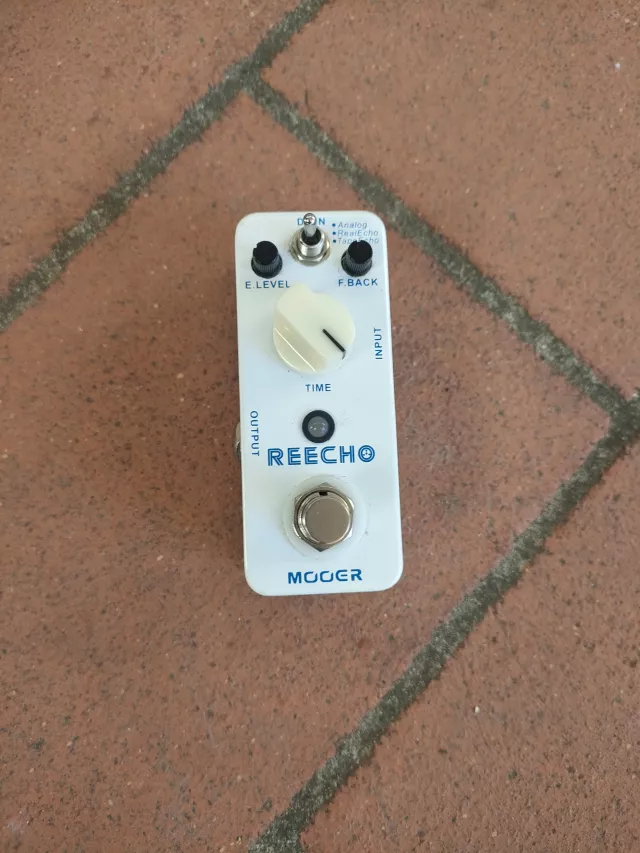 MOOER REECHO
