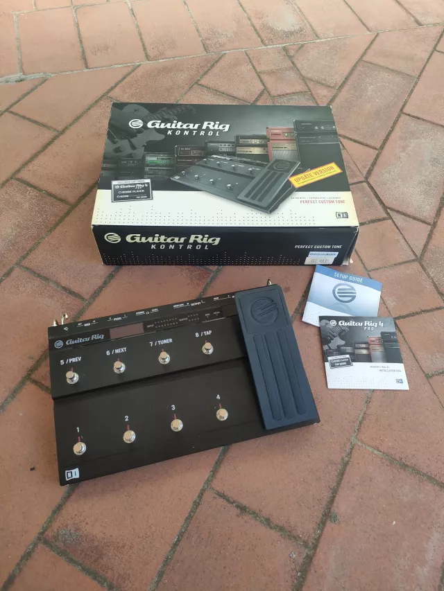 NATIVE INSTRUMENTS GUITAR RIG KONTROL