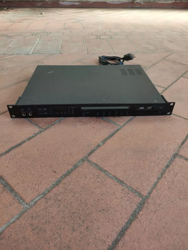 KORG A2