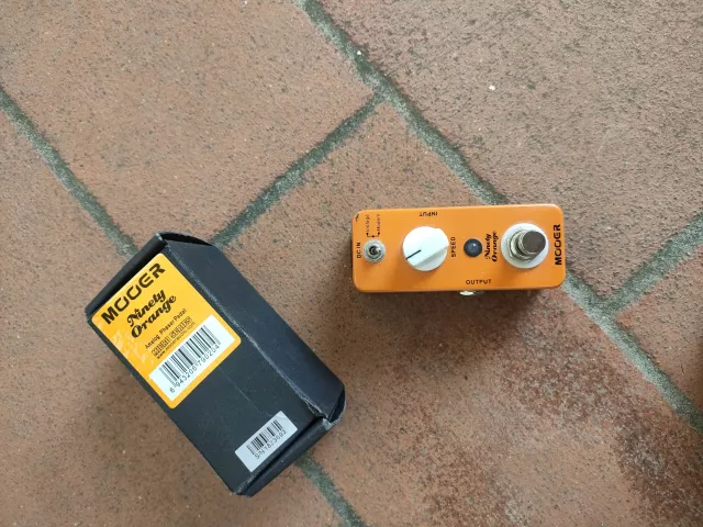 MOOER NINETY ORANGE