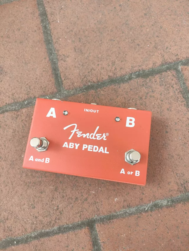 FENDER ABY