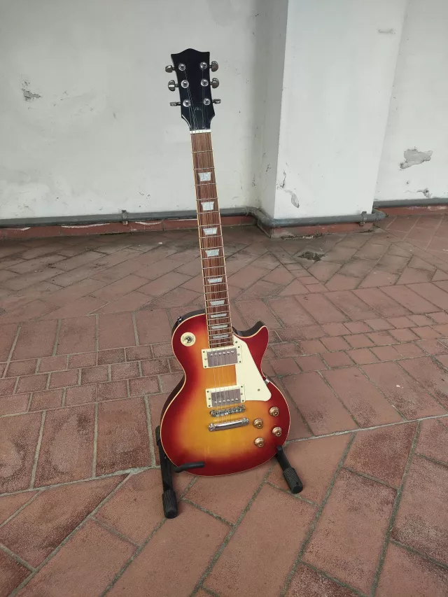 LES PAUL MULETTO