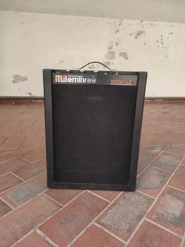 EMTHREE STUDIO 40 R