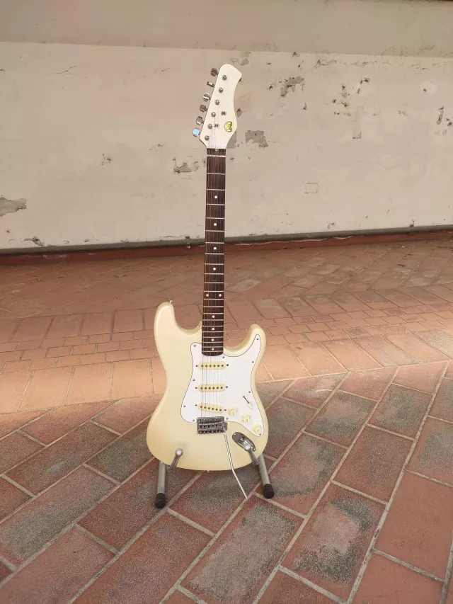 HONDO H-76