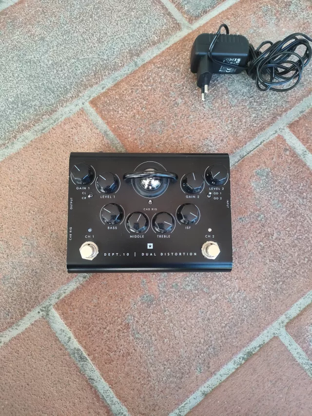 BLACKSTAR DUAL DISTORTION DEPT 10