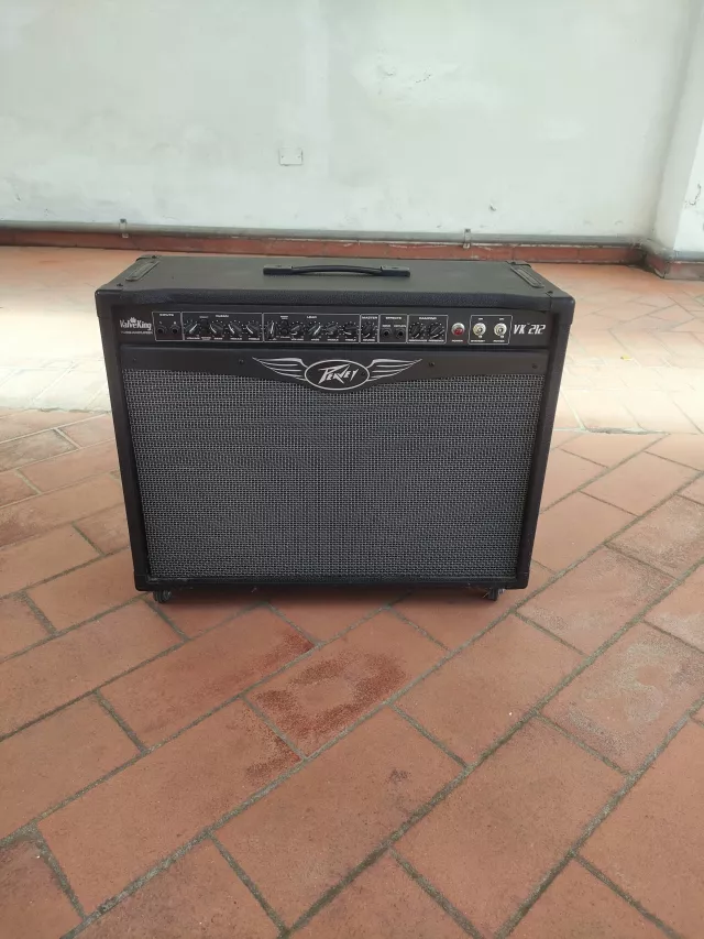 PEAVEY VALVEKING VK 212