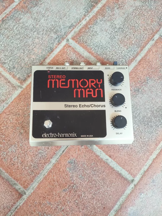 ELECTRO HARMONIX STEREO MEMORY MAN