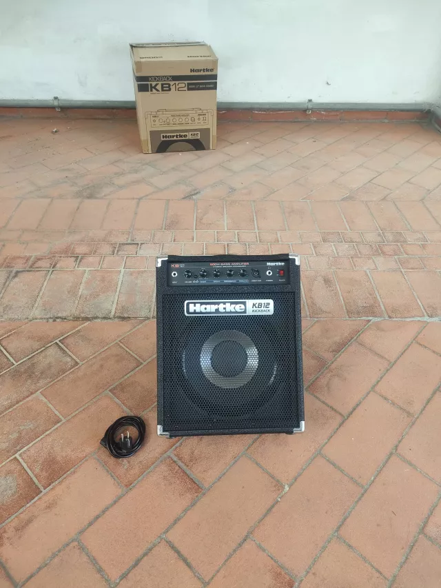 HARTKE KB 12 KICKBACK